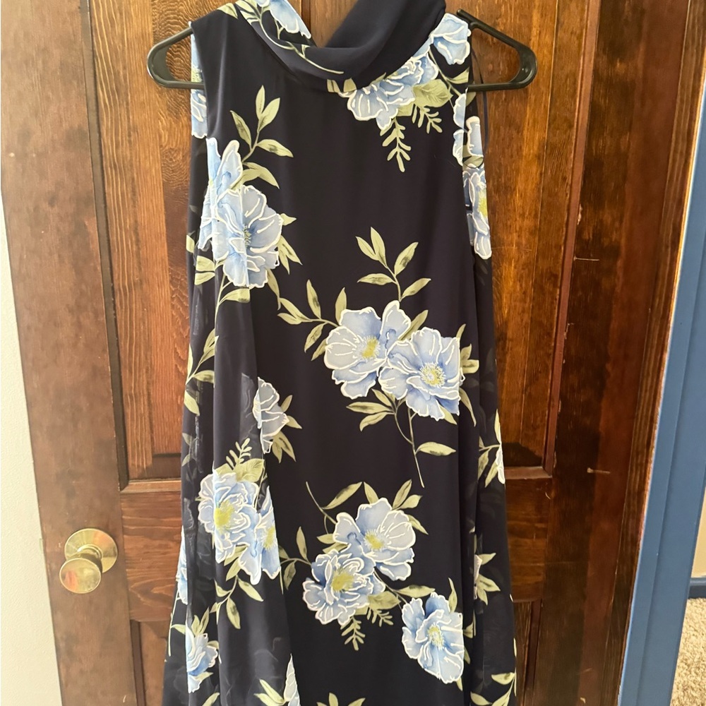 Signature by Robbie Bee Black and Light Blue Floral Midi Dress